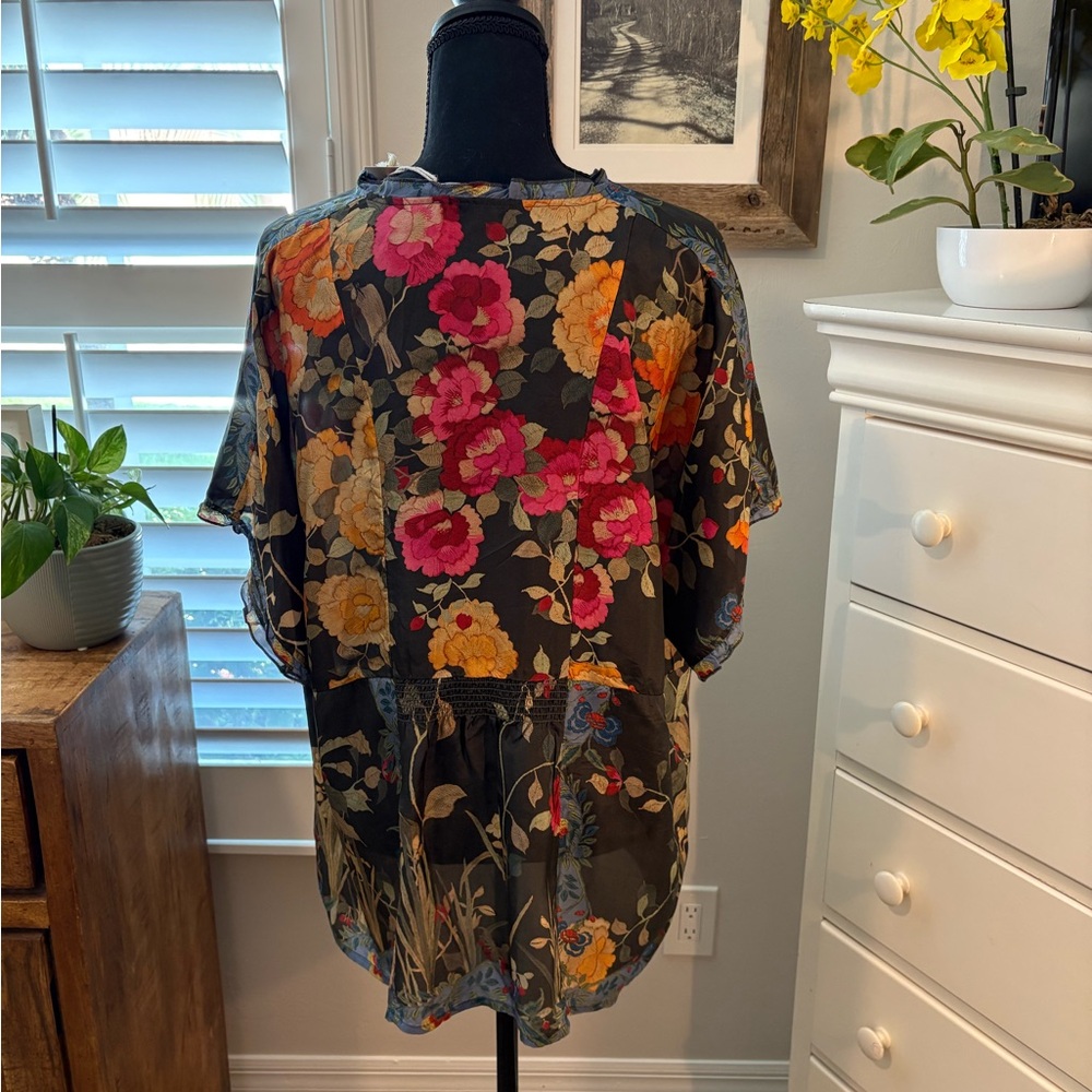 Johnny Was NWT
GRACEFUL GALAVANT BLOUSE, XXL - Picture 4 of 11